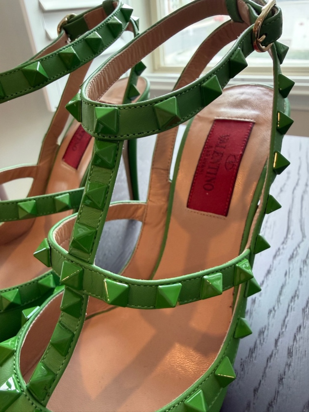 Valentino Garavani Green Rockstud Caged 100mm Pump - Picture 4 of 7